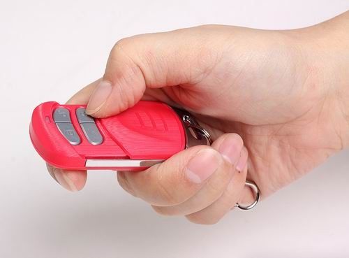 FMGSM motorcycle tracker and alarm, lock, mobilephone alarm,HYPHON alarm,remote controller