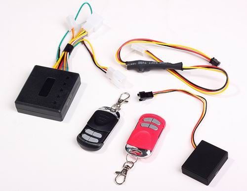 FMGSM motorcycle tracker and alarm, lock, mobilephone alarm,HYPHON alarm,remote controller